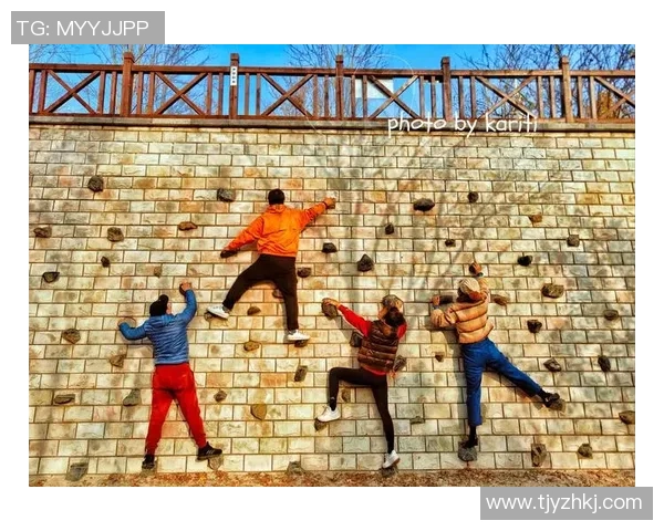 攀岩之巅：深入解析北京攀岩队的灵活训练与竞技精神